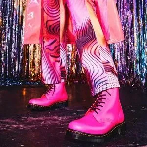 Dr. Martens | Shoes | The Dr Martens 46 Clash Pink Smooth